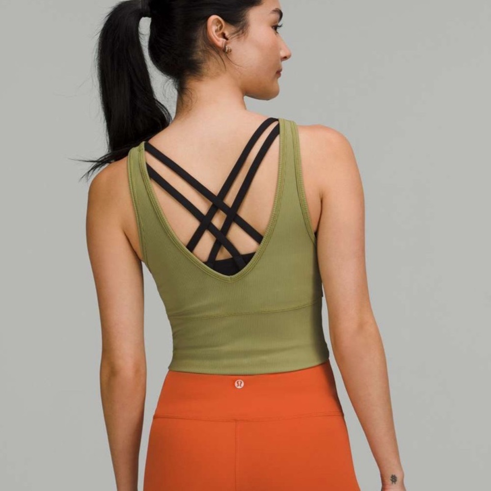 Lululemon power pivot tank in green